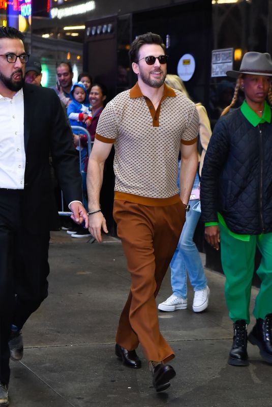 Chris Evans at Good Morning America 04/17/2023
