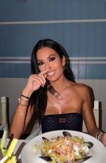 ELISABETTA GREGORACI - Instagram Photos 07/12/2026