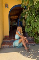 EMILY DOBSON - Instagram Photos and Video 07/11/2026