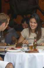EMMA RADUCANU Navigates a Compression Boot to for Dinner with Her New Boyfriend and Friend in London 07/07/2026