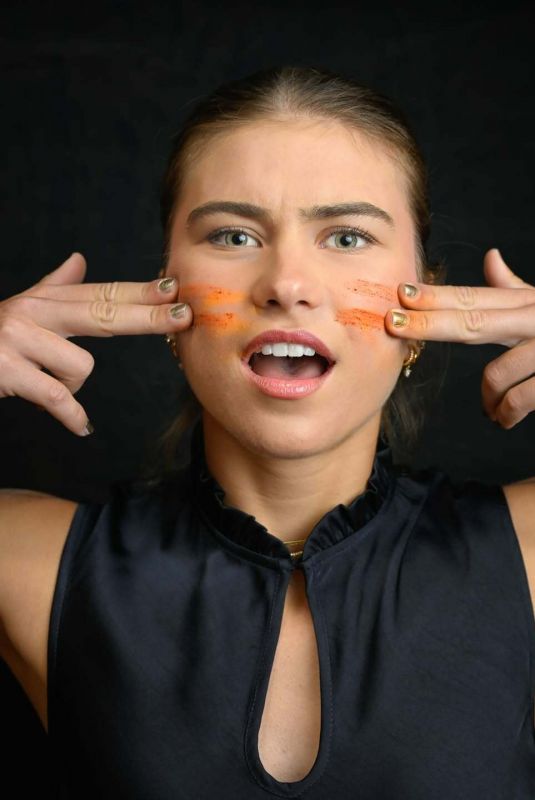 IVA JOVIC for L