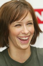 JENNIFER LOVE HEWITT at Playstation 2 Karaoke Revolution in Los Angeles 05/13/2003