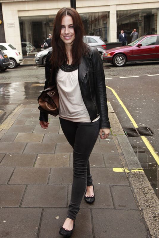 JESSICA LOWNDES Arrives at BBC Radio One 03/27/2010