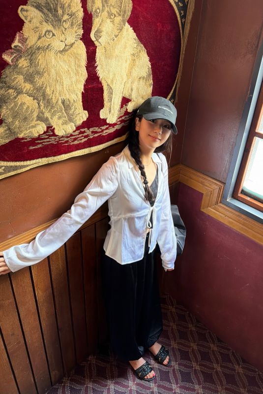 JISOO – Instagram Photos 07/01/2026