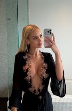 JULIA CAVANAGH - Instagram Photos 07/03/2026