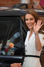 KATE MIDDLETON Visits Evelina London Children
