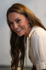 KATE MIDDLETON Visits Evelina London Children