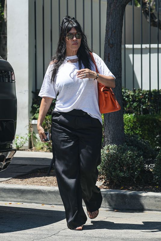 KOURTNEY KARDASHIAN Out for Lunch at Great White in West Hollywood 07/21/2026