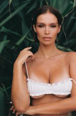 NAILA VAN KOMMER at a Photoshoot, June 2025