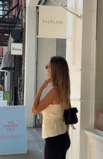 NICOLA CAVANIS - Instagram Photos and Video 07/05/2026