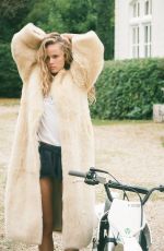 OLIVIA VINTEN for Vogue - Welcome to the Club 2026