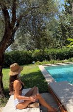 ORIOLA MARASHI - Instagram Photos 07/05/2026