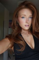 PHOEBE GINGER - Instagram Photos 07/08/2026