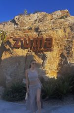 RACHEL ZEGLER - Instagram Photos 07/02/2026