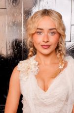 SABRINA CARPENTER at Dior Fashion Show at Paris Haute Couture Fall/Winter 2026 at Musee Rodin in Paris 07/06/2026