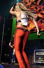 SHAKIRA Performs at KIIS Jingle Ball in Los Angeles 12/19/2001