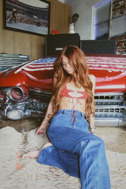 SICILY ROSE – Instagram Photos 07/04/2026