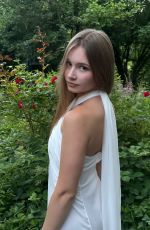 SUZANNA ARSENTIEVA - Instagram Photos 07/11/2026