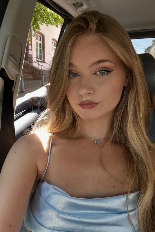 SUZANNA ARSENTIEVA – Instagram Photos 07/11/2026