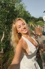 SYDNEY THOMAS - Instagram Photos 07/22/2026
