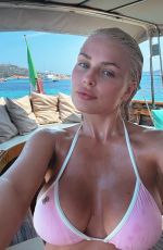 TATYANA DROZDOVA - Instagram Photos and Videos 07/05/2026