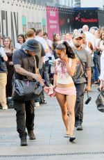 TYLA Out Vvisiting Nando
